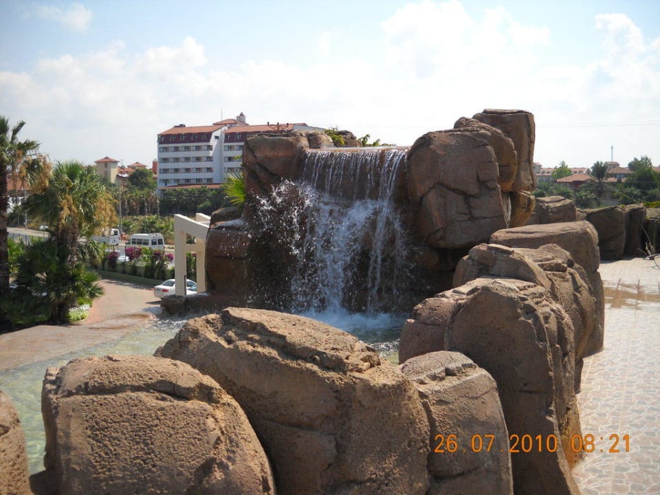 Wasserfall VONRESORT Golden Beach