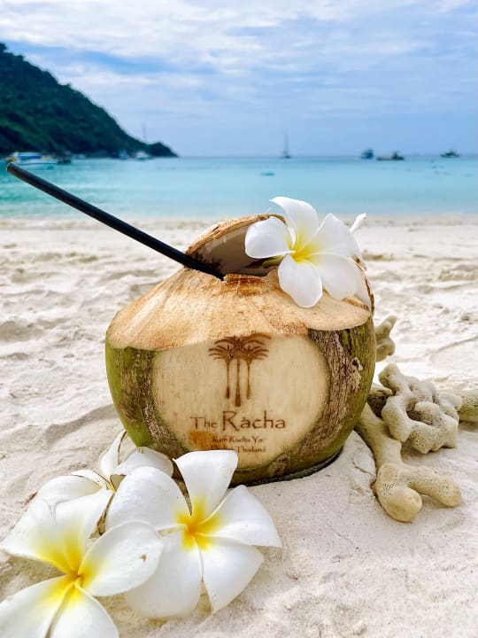 Strand Hotel The Racha