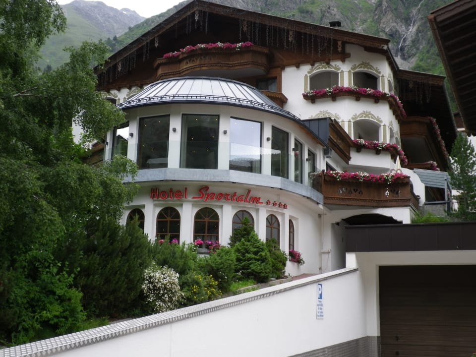 Außenansicht Alpine Resort Sportalm