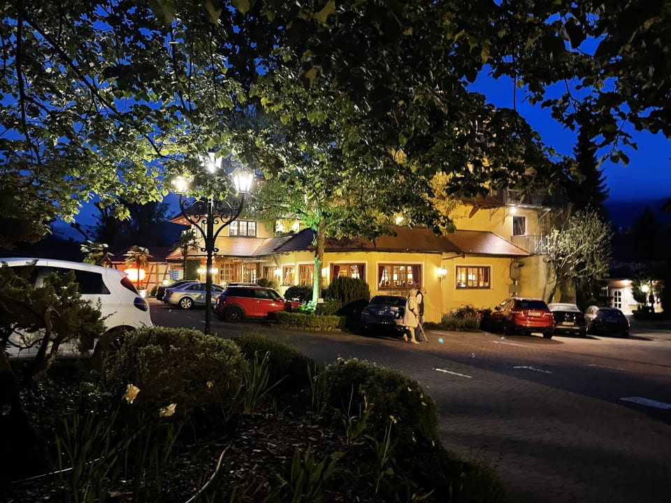 Außenansicht Hotel Restaurant Rebstock Durbach