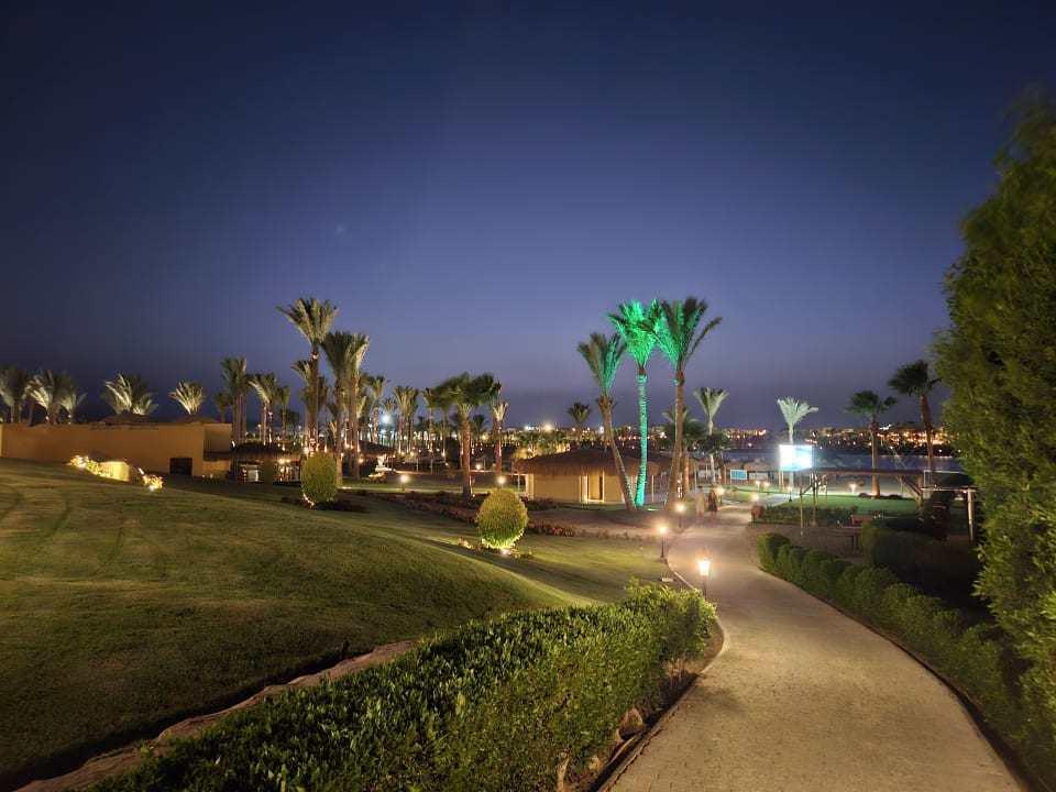 Strand Jaz Dar EL Madina