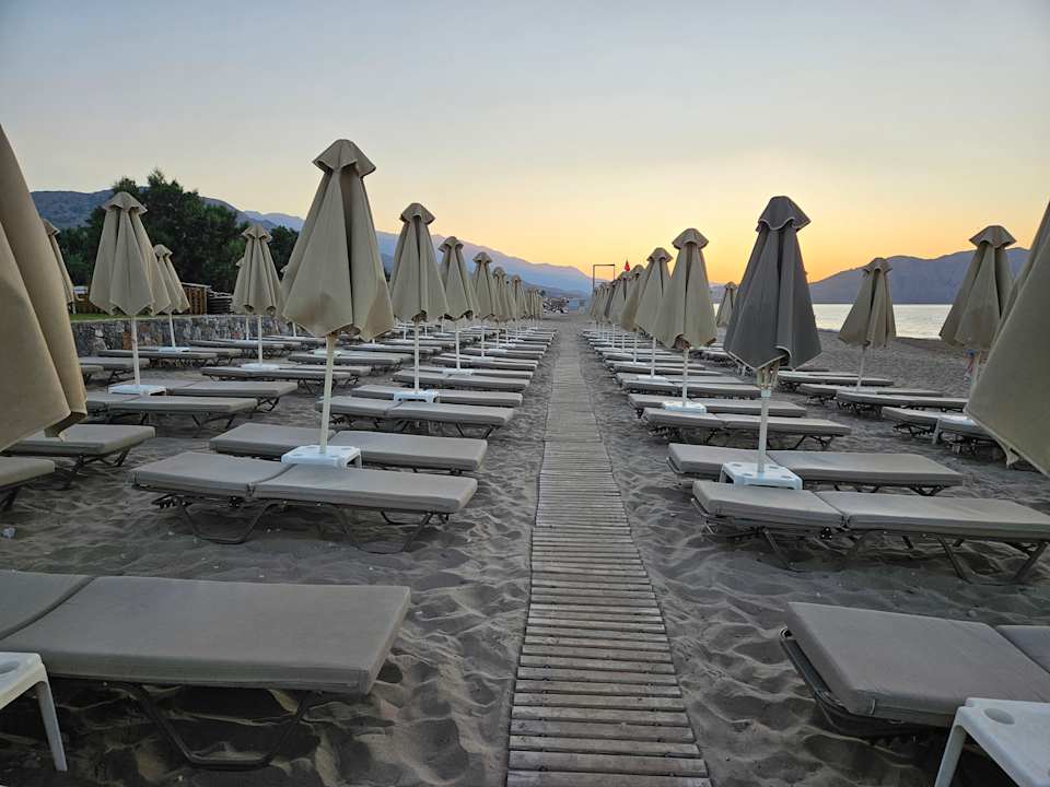 Strand Vantaris Luxury Beach Resort