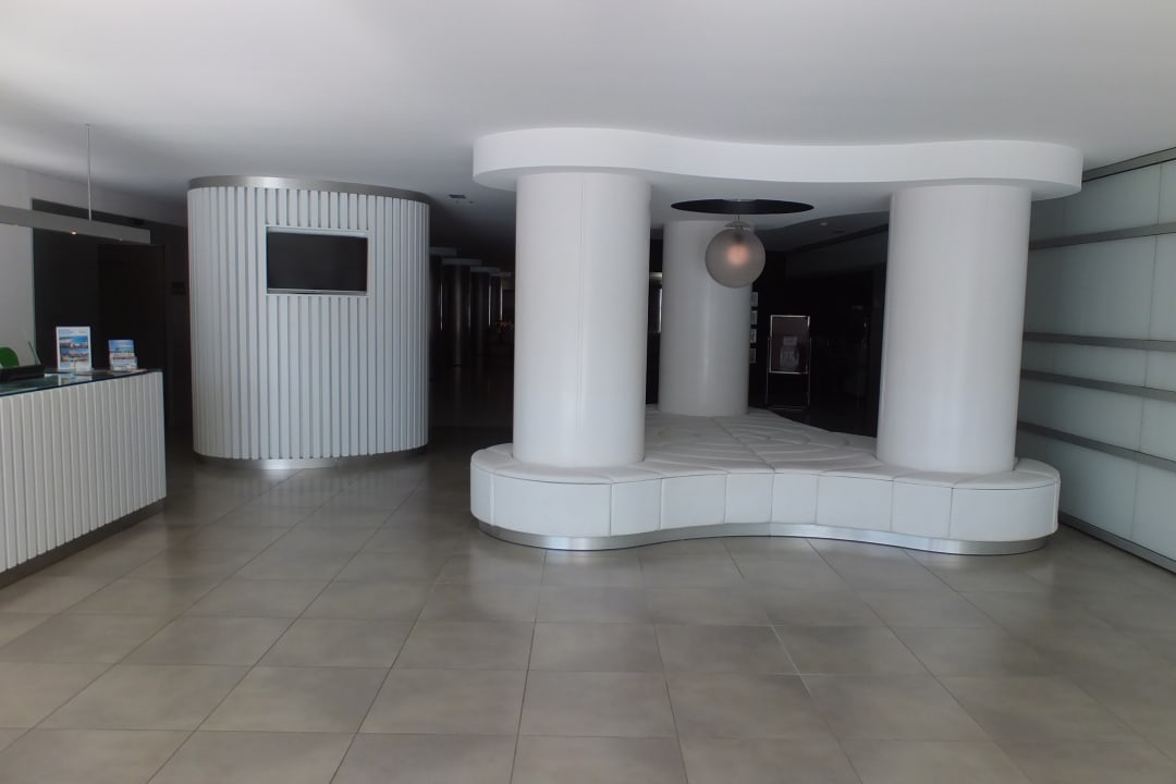 Lobby Hotel Garbi Ibiza & Spa