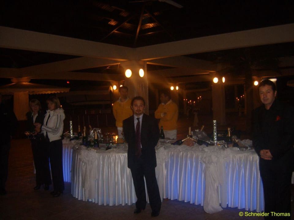 Sektbar vor dem Restaurant bei der Silvestergala Asteria Family Belek