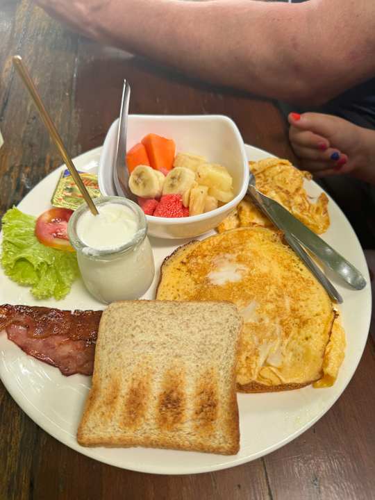 Gastro Hotel Salad Hut