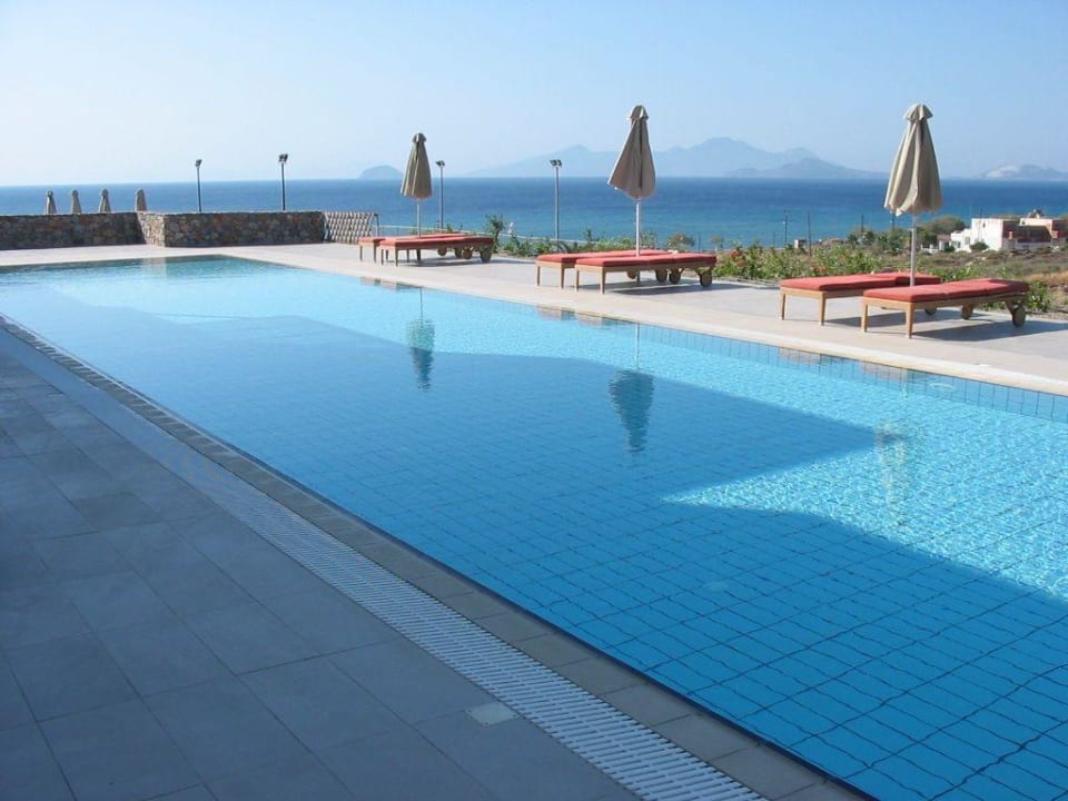 Pool-Suite Atlantica Mikri Poli Kos
