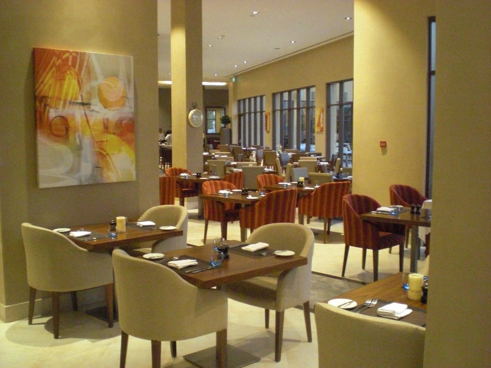 Innenbereich Hauptrestaurant DoubleTree by Hilton Resort & Spa Marjan Island