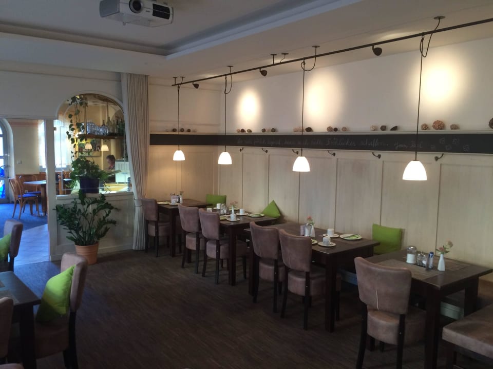 Frühstücksraum Hotel Zum Grünen Baum Plattling