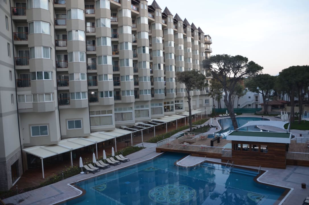 Ruhepool Innenhof Papillon Zeugma Relaxury