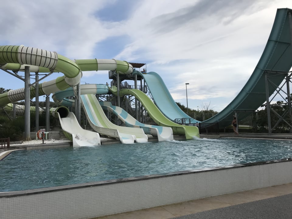 Pool Club Grand Side