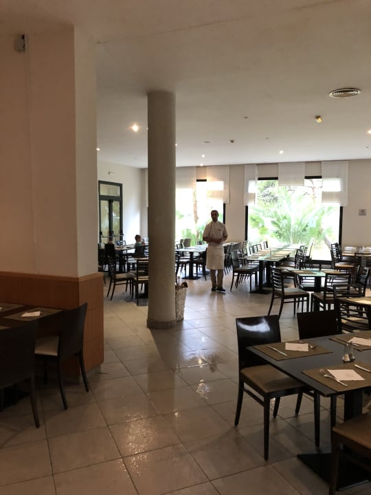 Gastro Nozha Beach Resort & Spa