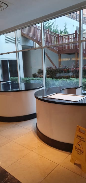 Gastro Well Palace Side