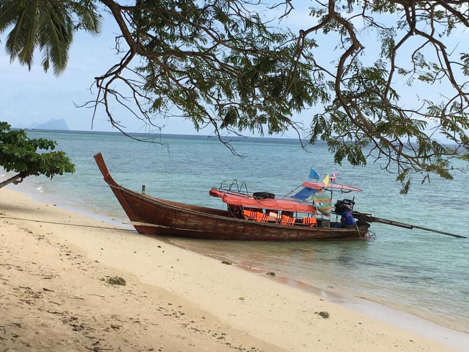 Strand Hotel Thapwarin Resort