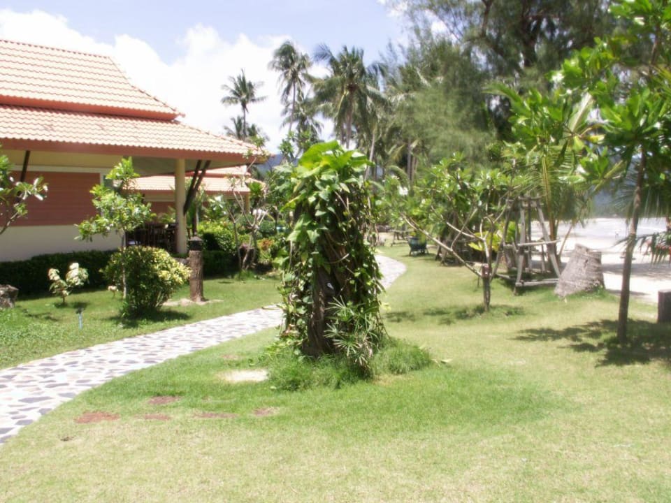 Beachfront Koh Chang Paradise Resort & Spa