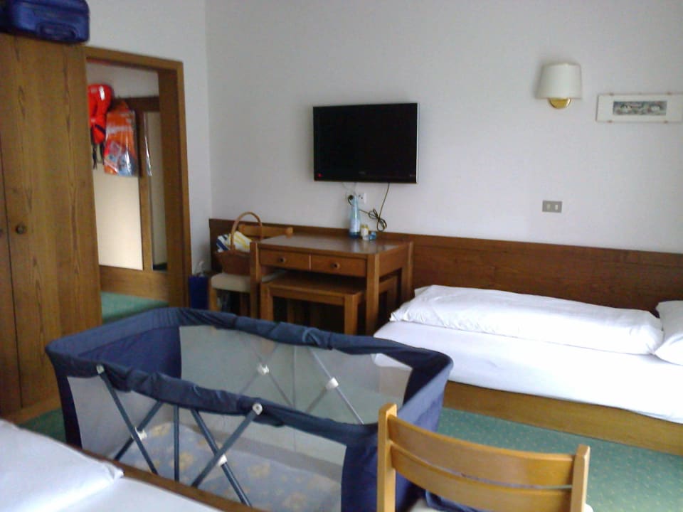 Mehrbettzimmer Gardenhotel Wilma