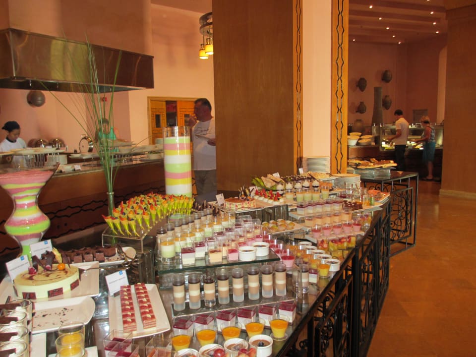 Leckere Nachspeisen The Cove Rotana Resort