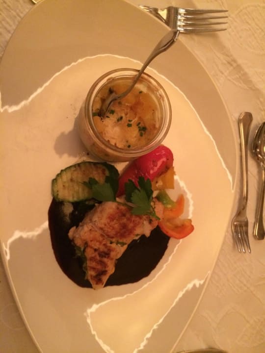 Hähnchen mit Kartoffelauflauf Mia Alpina . Zillertal Family Retreat