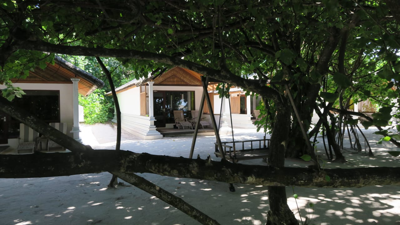Weitere Bungalow NH Collection Maldives Reethi Resort