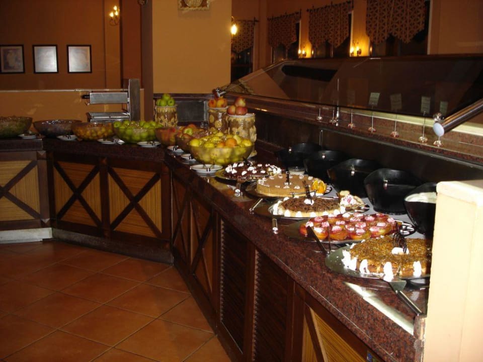 traumhaftes Dessert-Buffet Club Grand Aqua