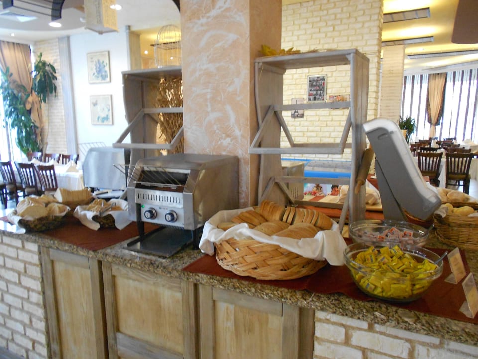 Frühstück Hotel Tiara Beach