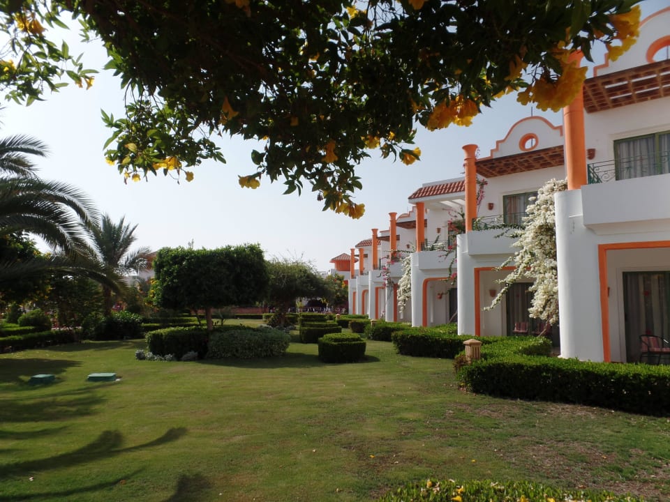 Blick zu den Zimmern Fantazia Resort Marsa Alam