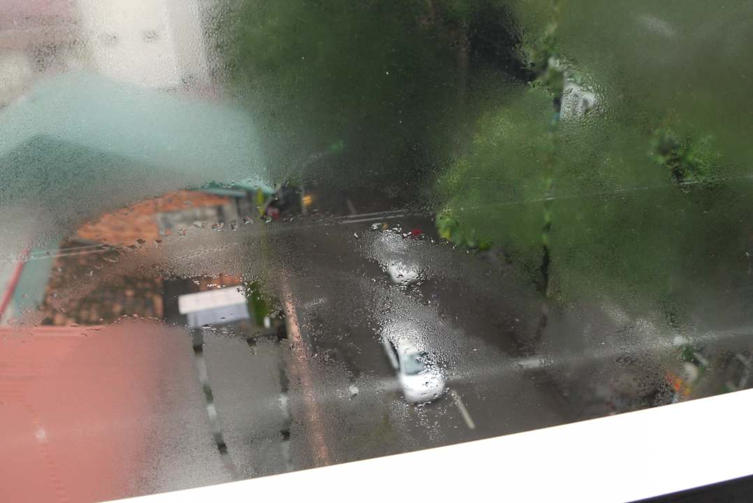 "city view" window: humid and cold Hotel Thaison Palace