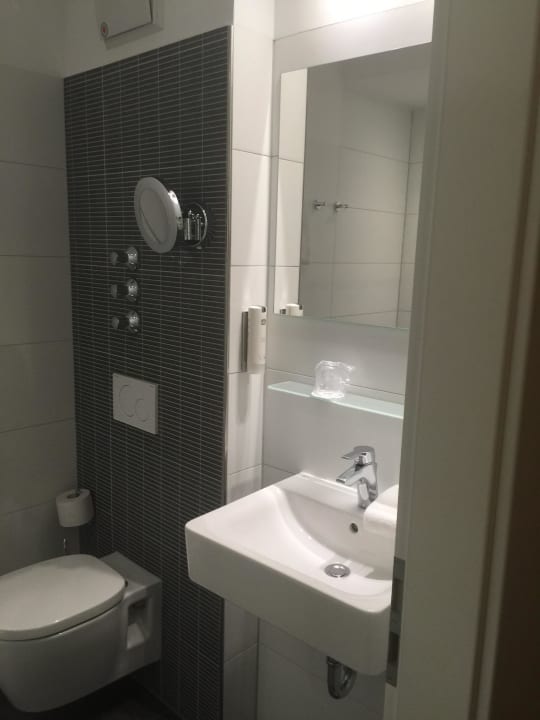 Renoviertes, modernes, schönes Zimmer! Best Western Plus Parkhotel Velbert