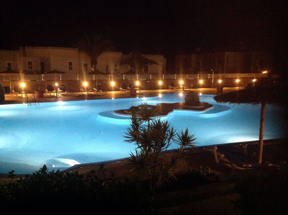 Pool bei  Nacht Bahia Calma Beach