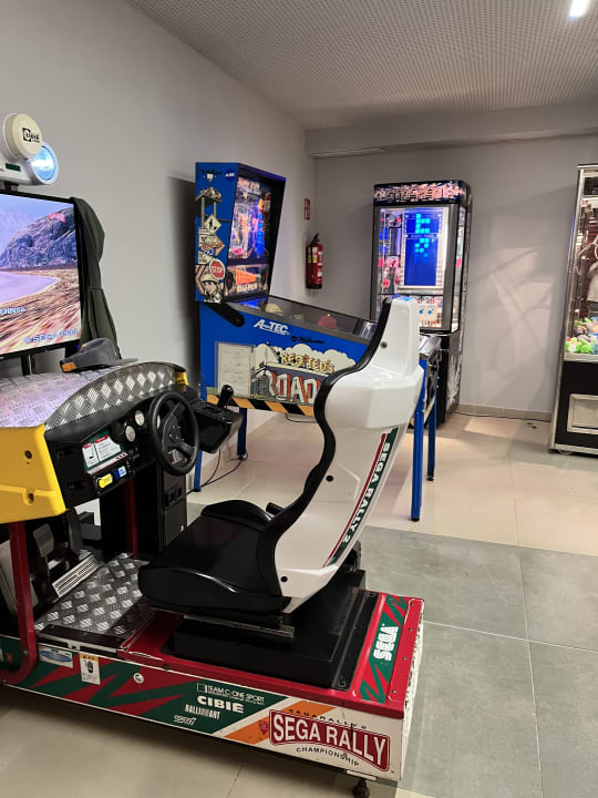 Sport & Freizeit BG Tonga Tower Design Hotel & Suites