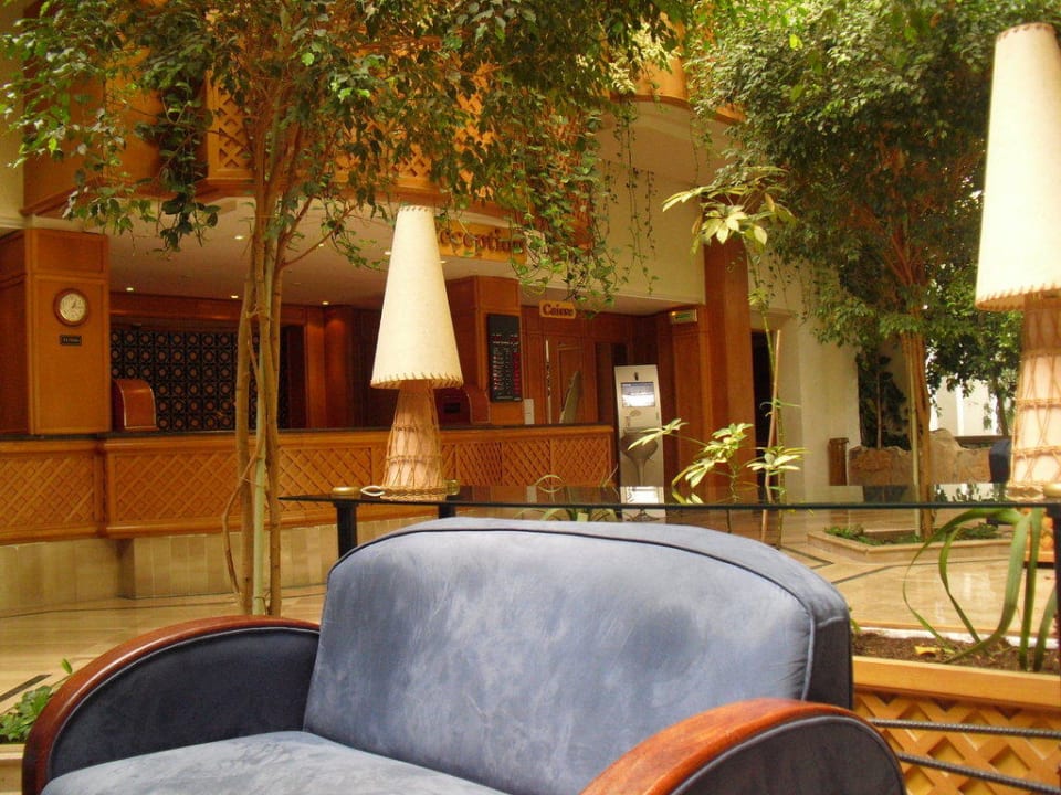 Lobby Shell Beach Hotel & Spa