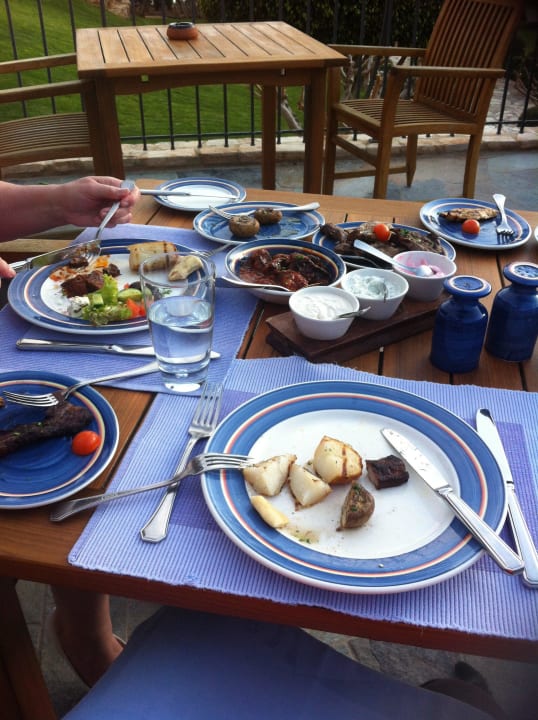 MEZE Columbia Beach Resort