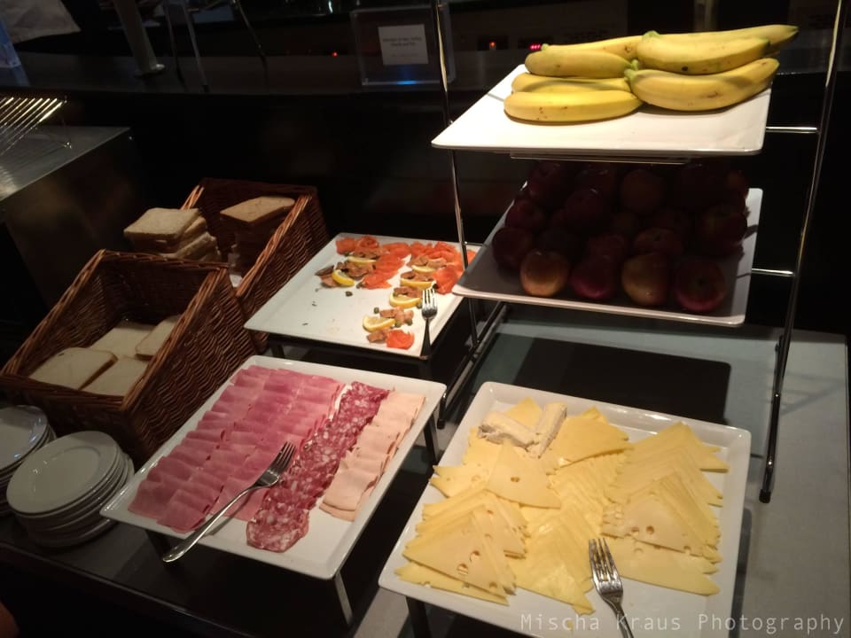 Frühstücksbuffet The Tower - A Guoman Hotel