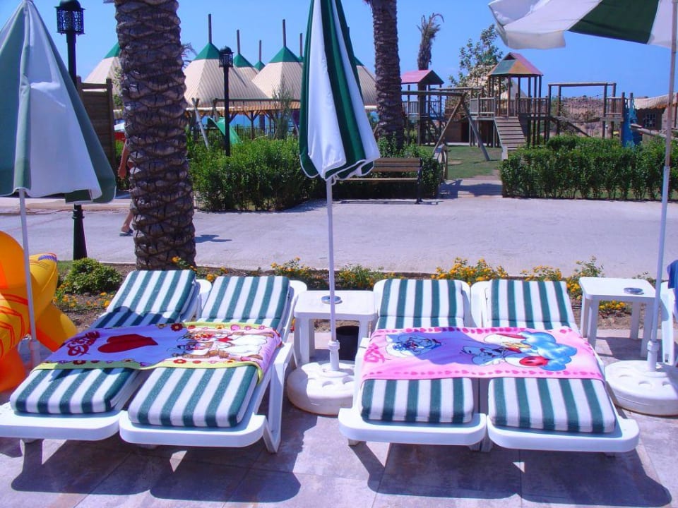 Reservierte Liegen Trendy Aspendos Beach Hotel