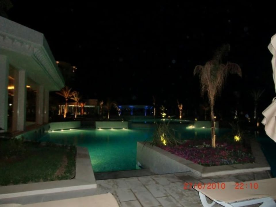 Pool bei Nacht Iberostar Selection Royal El Mansour