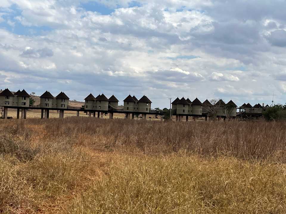 Strand Taita Hills Safari Resort & Spa