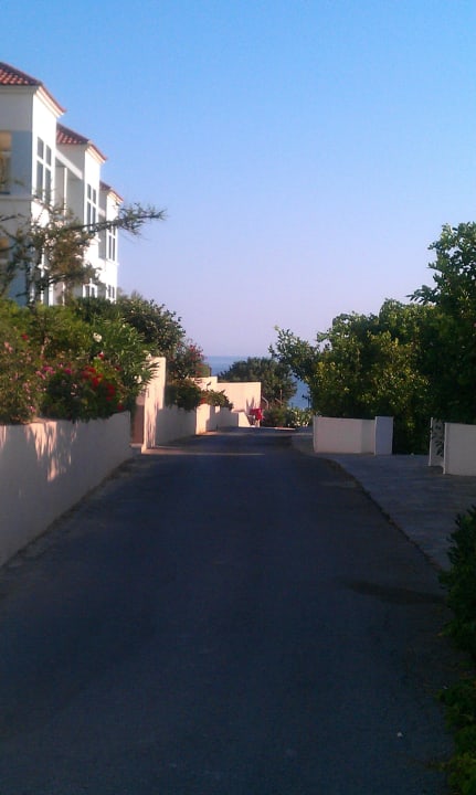 Утро Fodele Beach & Water Park Holiday Resort