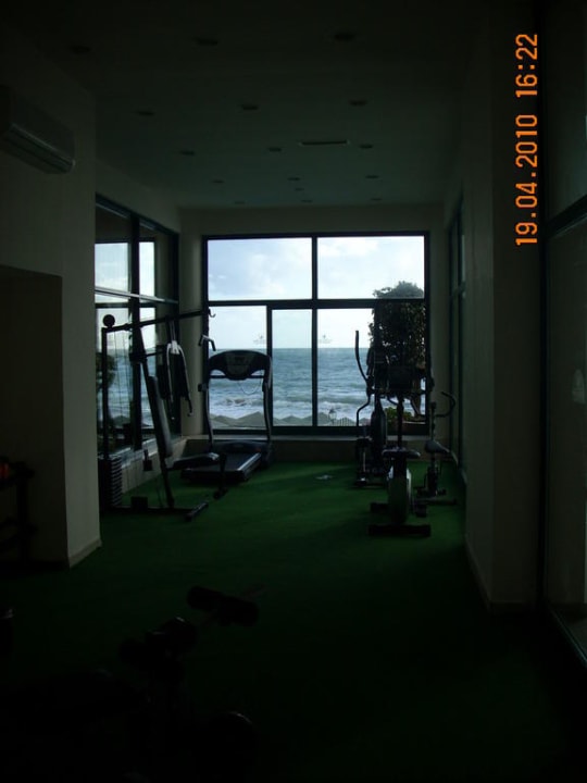 Der kleine Fitnessraum Aska Hotel Just in Beach