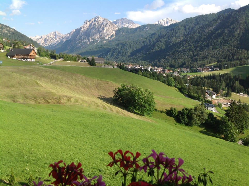 Blick von unserem Balkon auf St. Vigil Bella Vista Hotel Emma