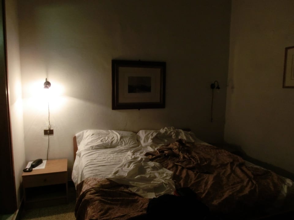 Bett Royal Victoria Hotel