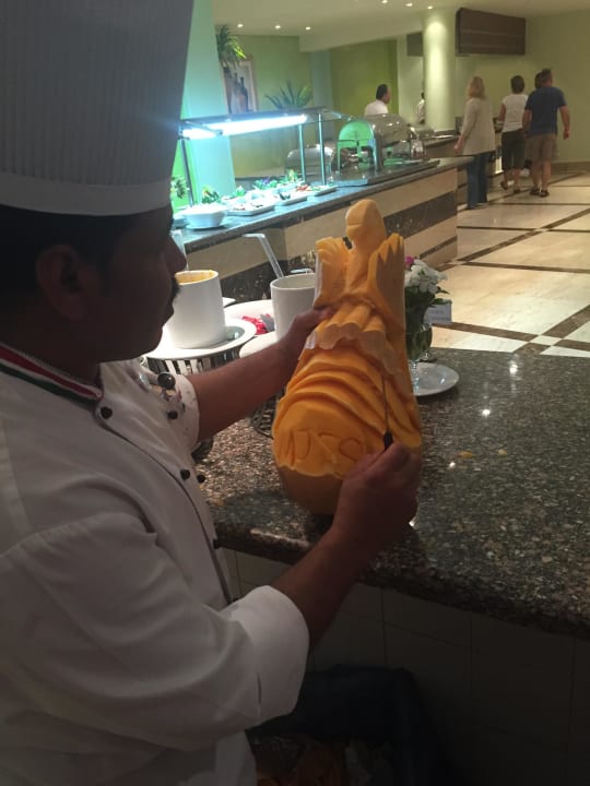 Kreativität aus der Küche Malikia Resort Abu Dabbab