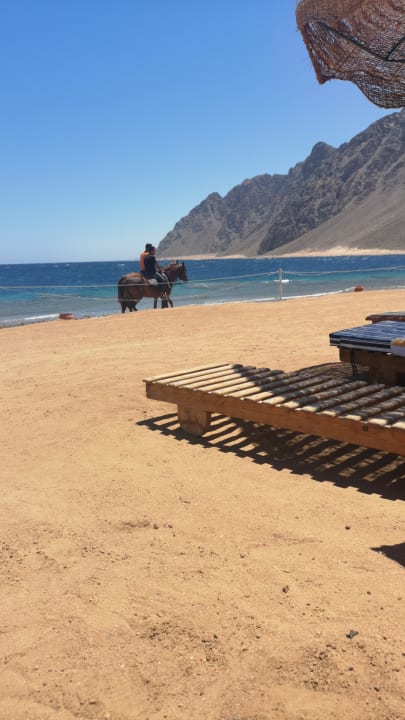 Strand Happy Life Village