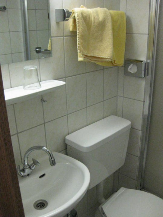 Badezimmer Hotel Lahnblick