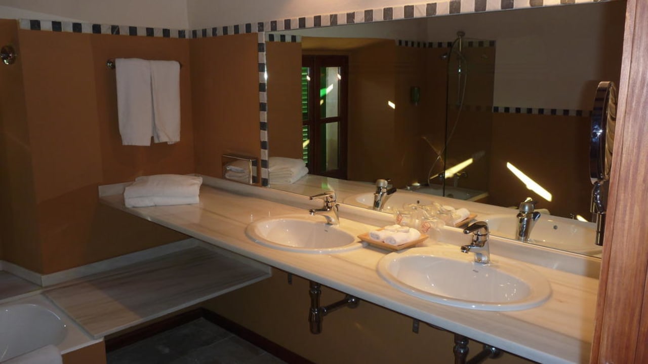 Schönes Badezimmer Hotel Monnaber Vell