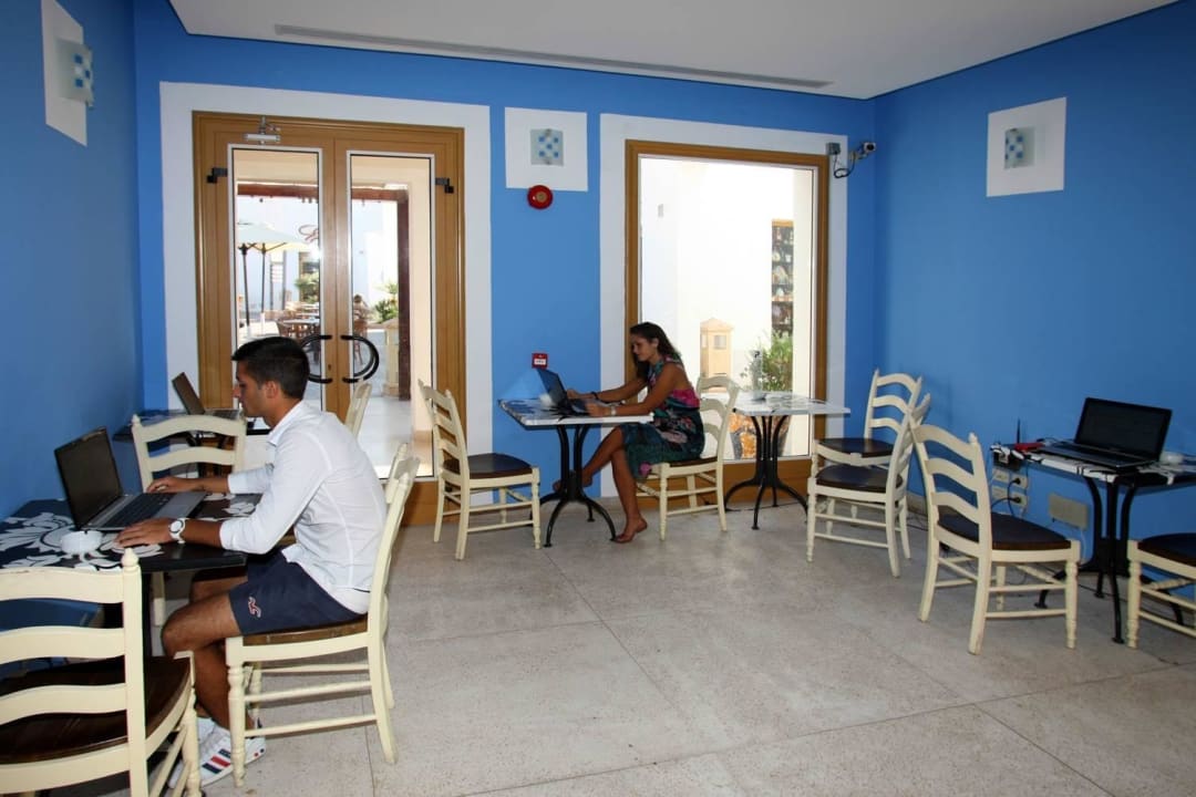 Internet cafe Domina Coral Bay Resort, Diving , Spa & Casino