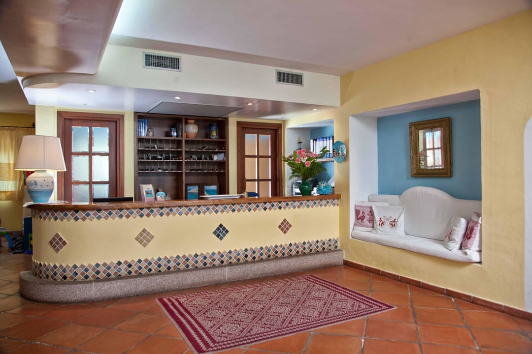 RECEPTION DESK  Hotel La Funtana