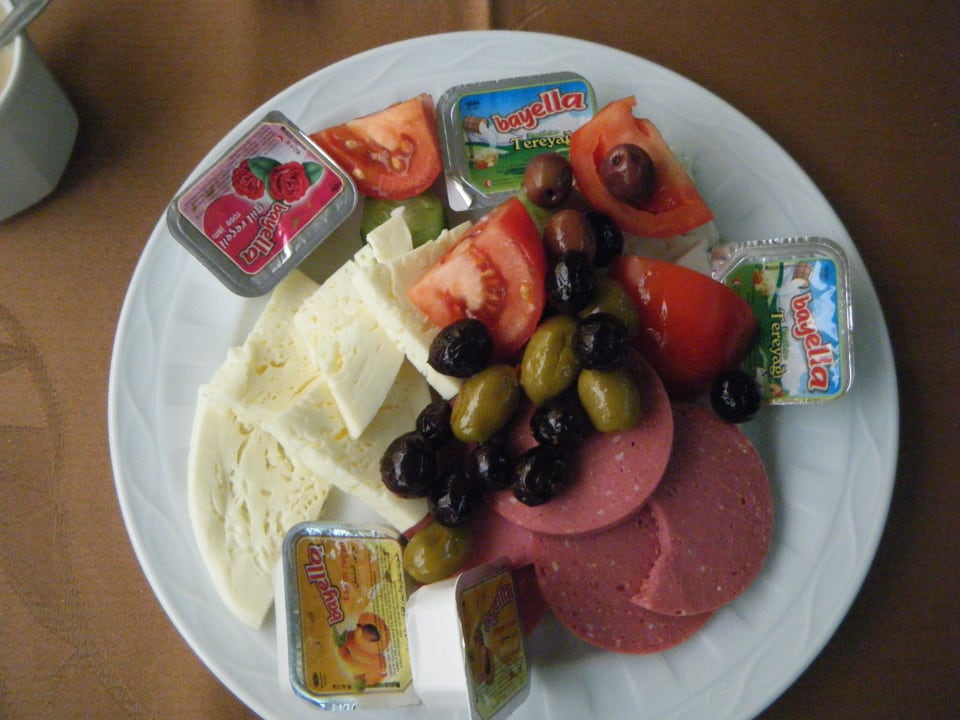 Turks ontbijt, mmm! Hotel Kleopatra Alis