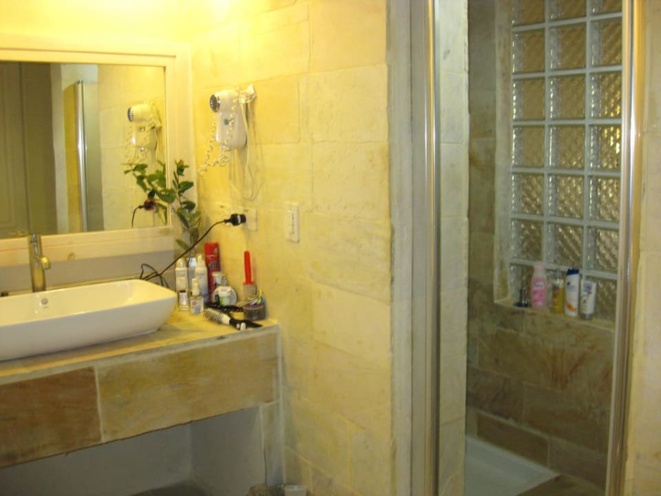Dusche und Waschbecken Villas Bavaro Resort & Spa