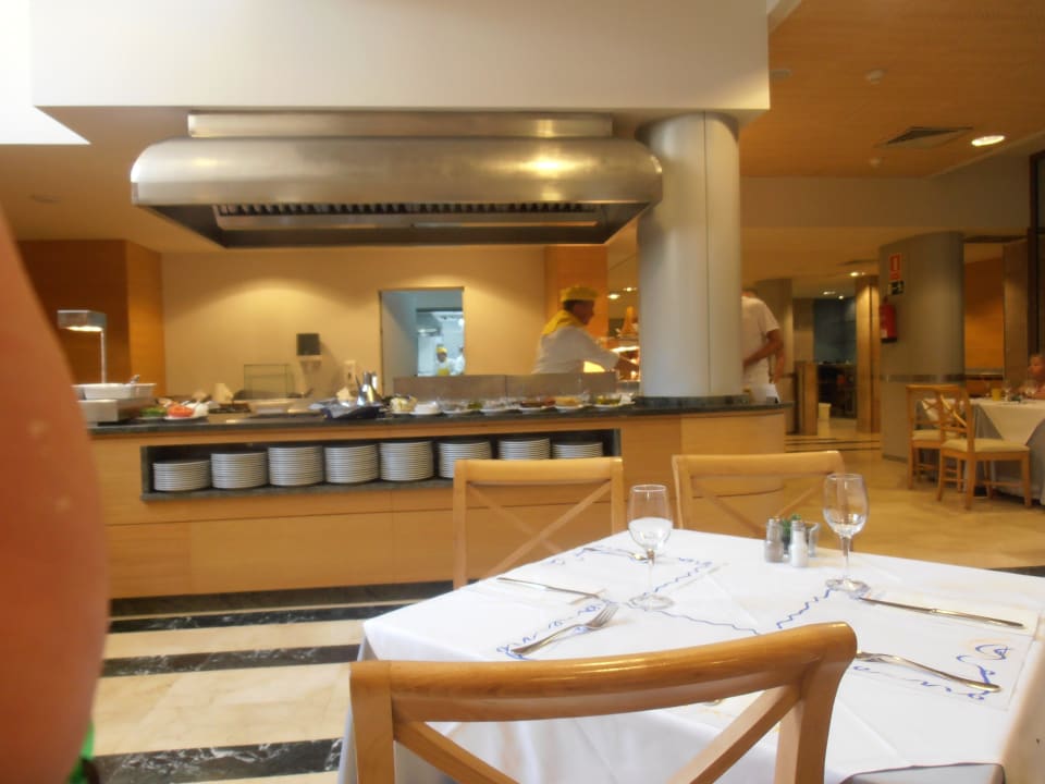 Frisch zubereitet, für jeden was dabei Hotel Rosella by Intelier