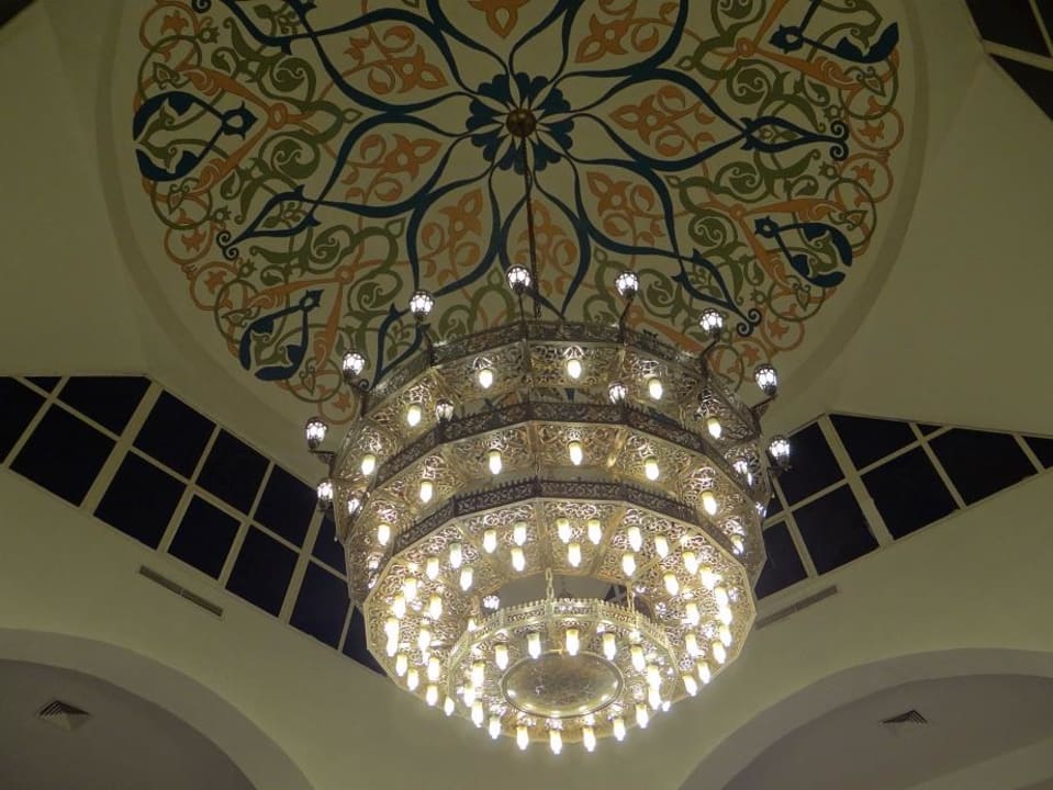 Der Luster der Lobby Desert Rose