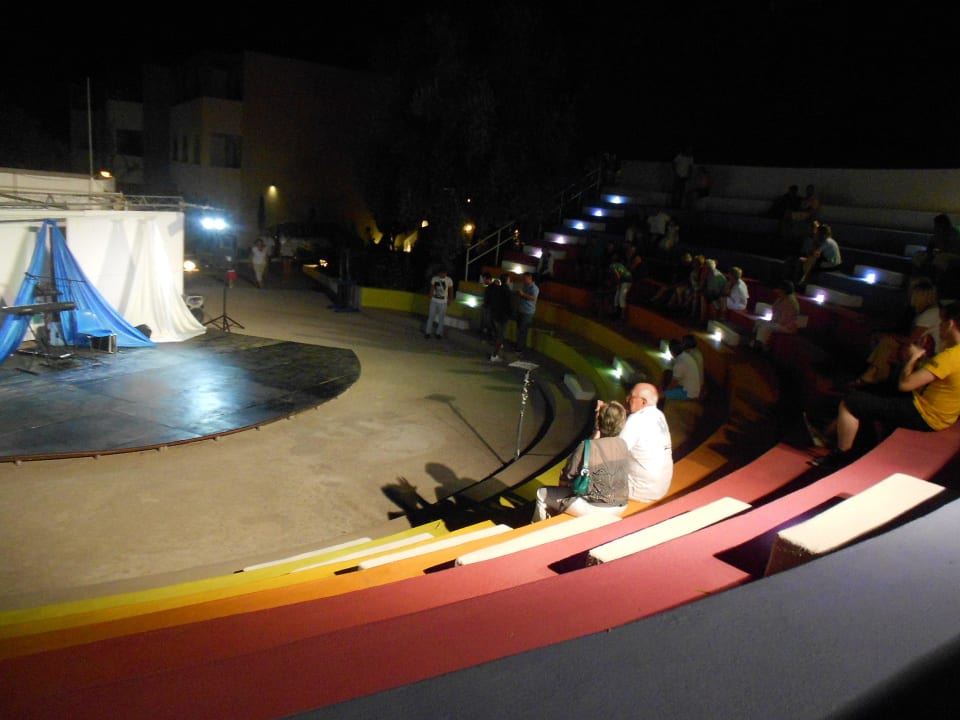 Animacje alltoura Club Hotel Porto Angeli Beach Resort